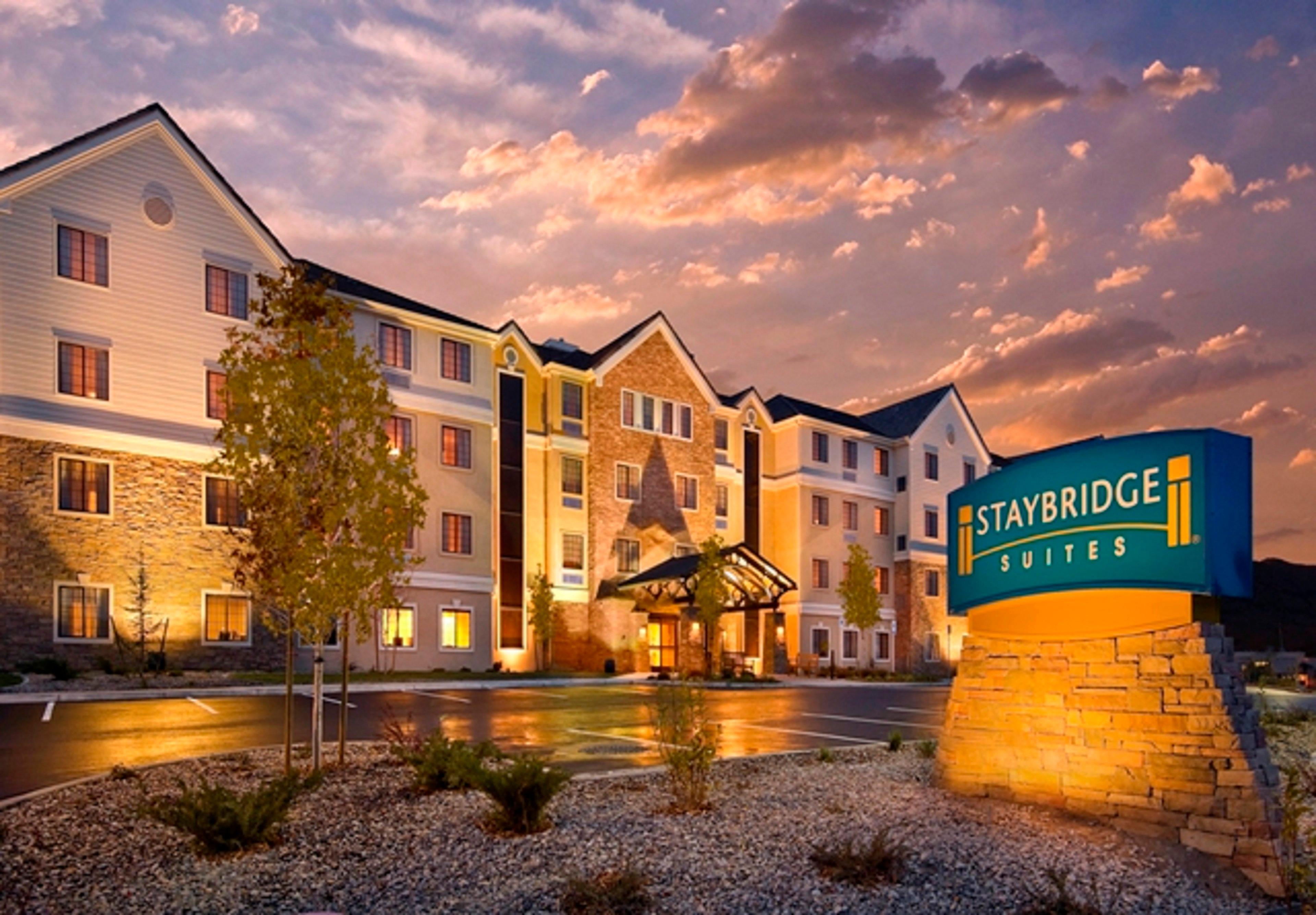 Staybridge Suites Rochester By Ihg Bagian luar foto