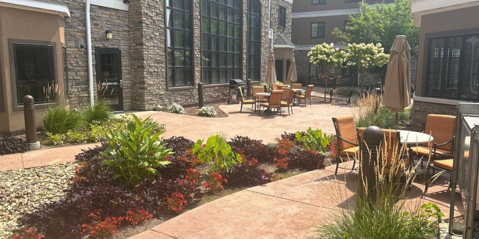 Staybridge Suites Rochester By Ihg Bagian luar foto